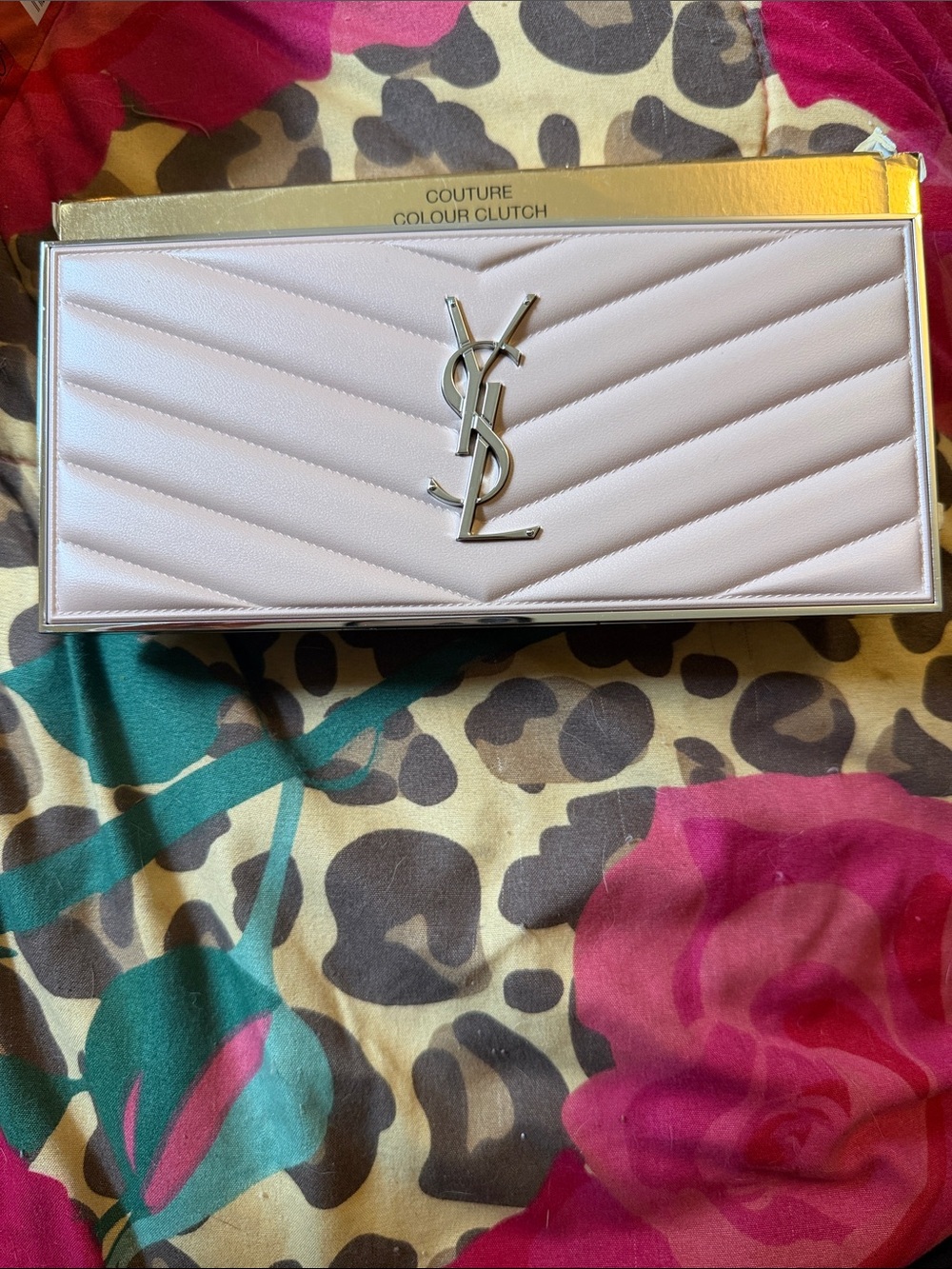 *Limited Addition Yves Saint Laurent (Eyeshadow Pale Pink Quilted Leather Clutch